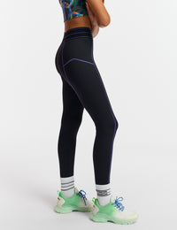 Essentiel Antwerp x UNRUN black leggings